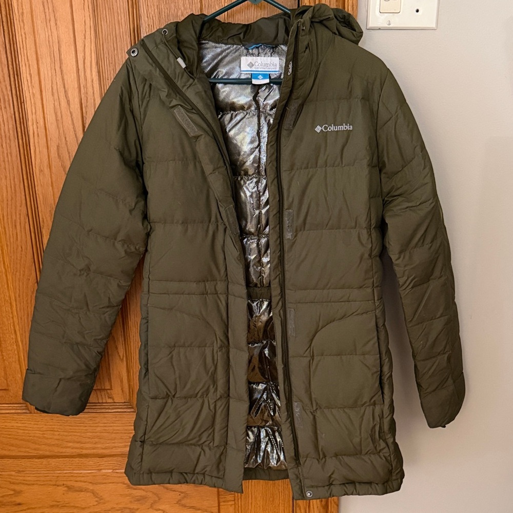 Columbia Women's Green Puffer Jacket